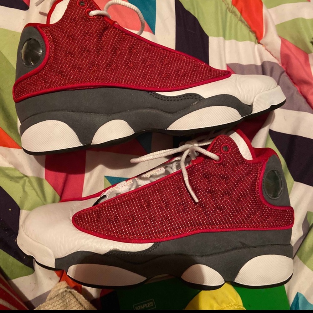 Retro 13 Red flint